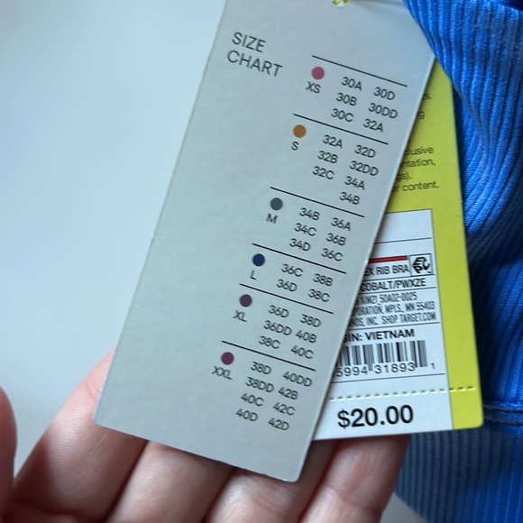 Bras - Picture 4 of 4